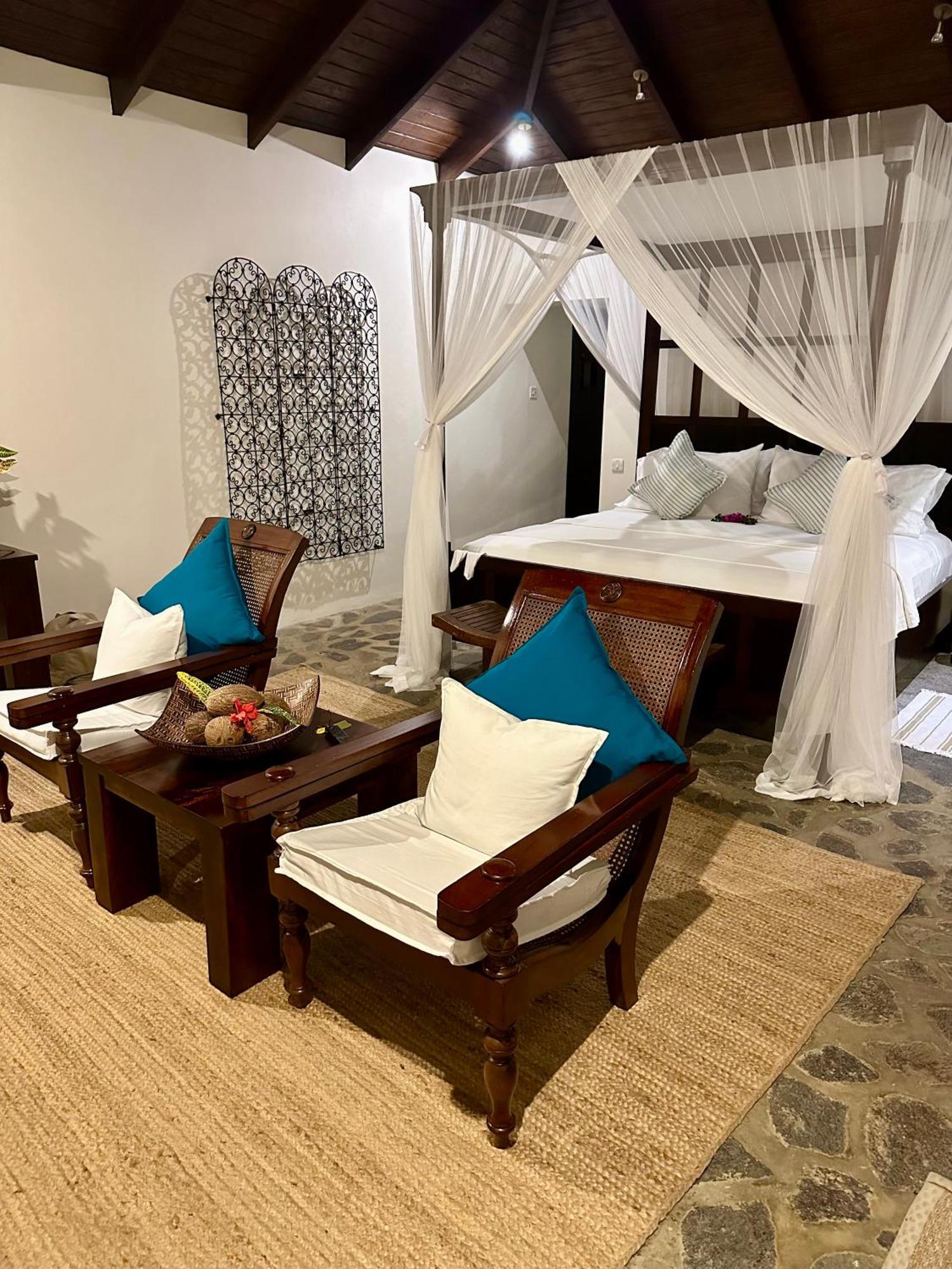 Готель Firefly Estate Bequia Crescent Beach Екстер'єр фото